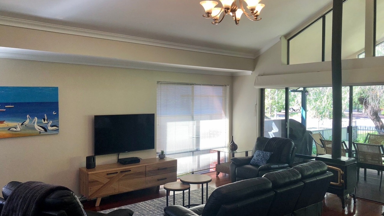 Photo of Livingroom in Dunsborough