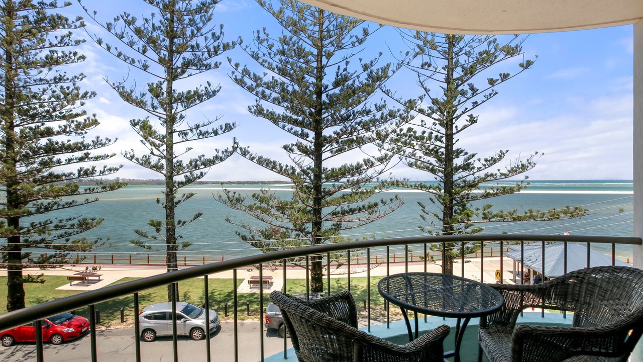 Photo of Outdoor in Golden Beach