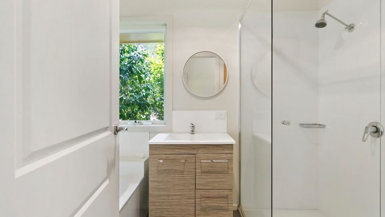 Photo of Bathroom in Red Hill South