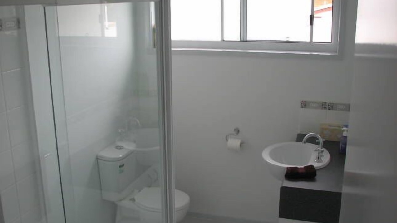 Photo of Bathroom in Ventnor