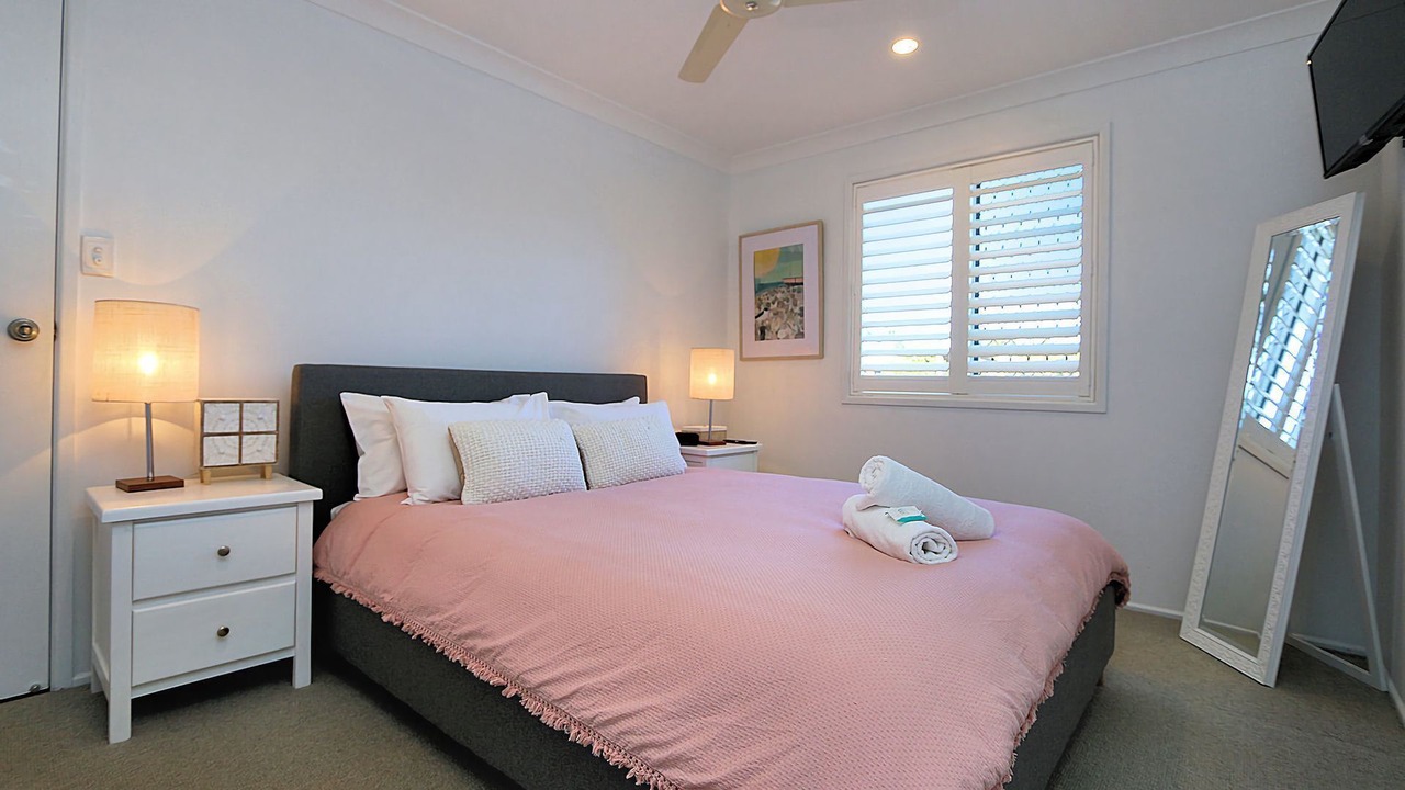 Photo of Bedroom in Elliott Heads