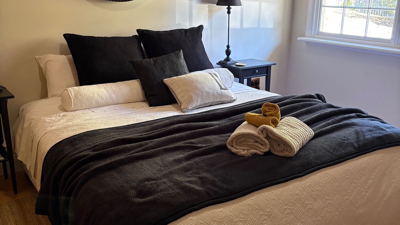 Photo of Bedroom in Clare