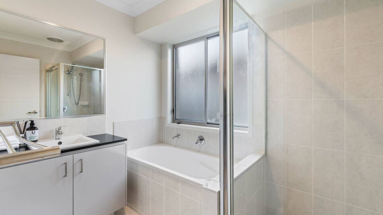 Photo of Bathroom in Park Ridge