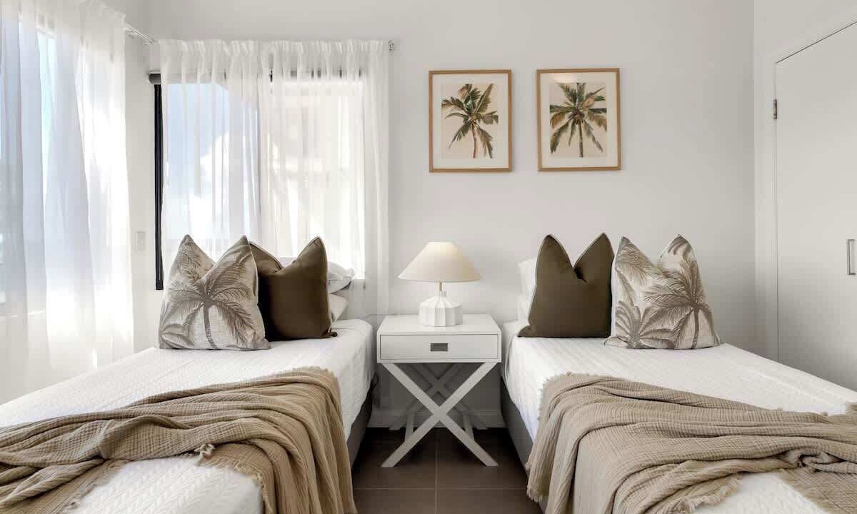 Photo of Bedroom in Trinity Beach