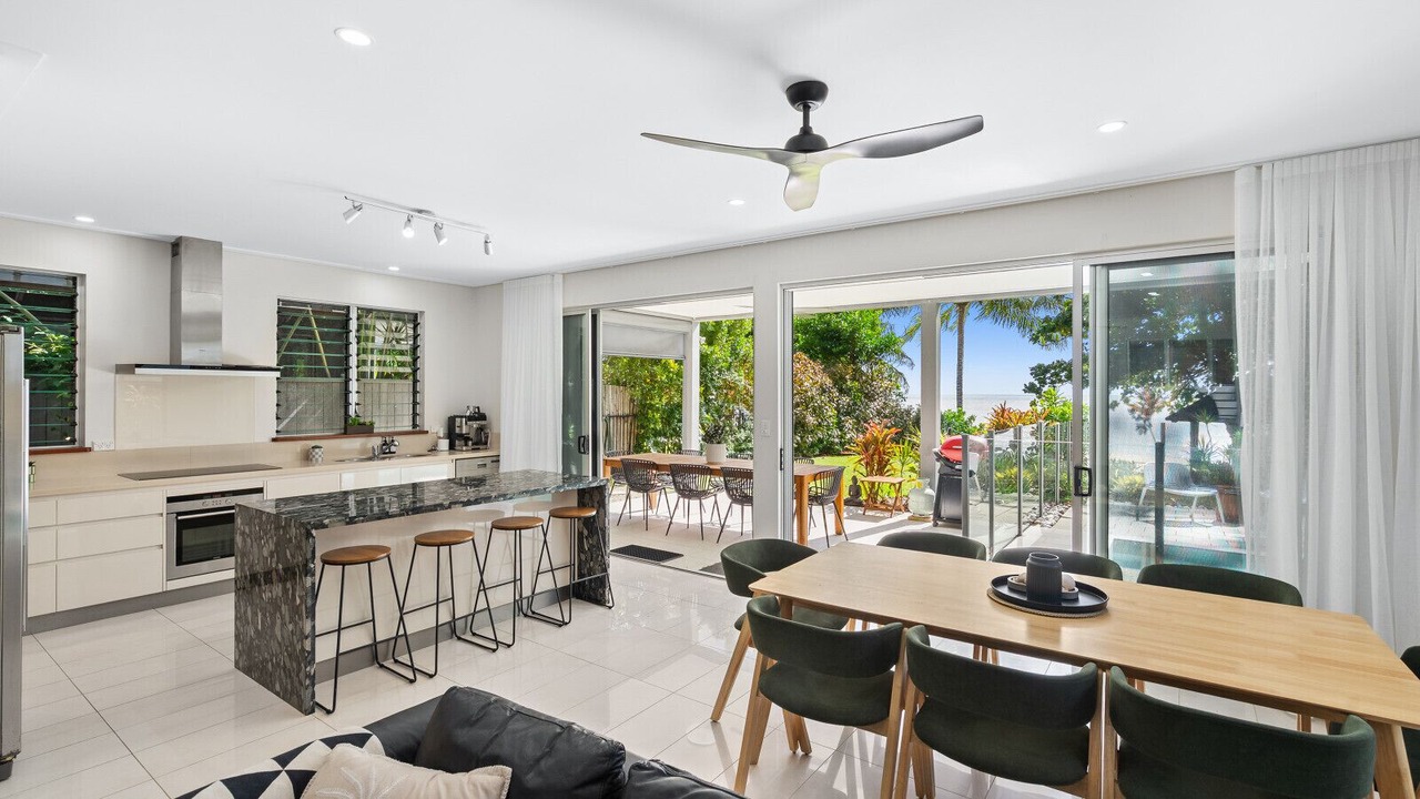 Photo of Kitchen in Trinity Beach