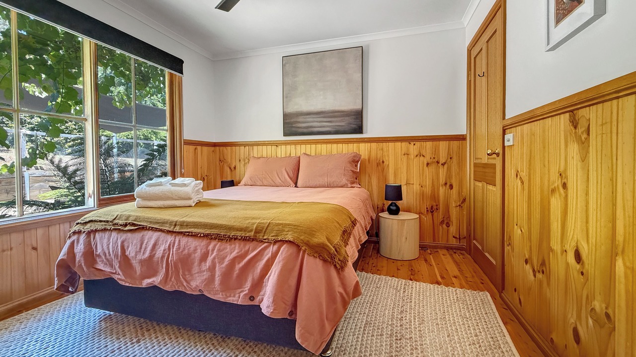 Photo of Bedroom in Wandiligong