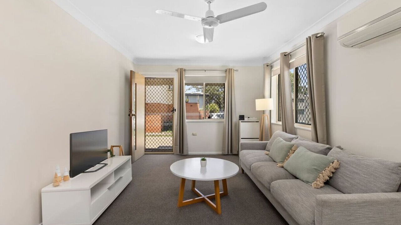Photo of Livingroom in Acacia Ridge