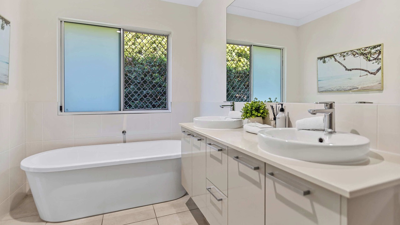 Photo of Bathroom in Palm Cove