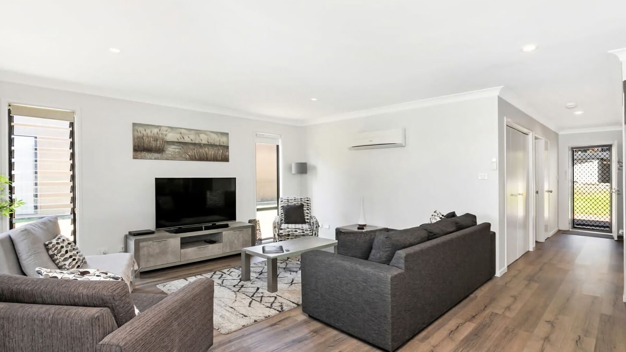 Photo of Livingroom in Salamander Bay