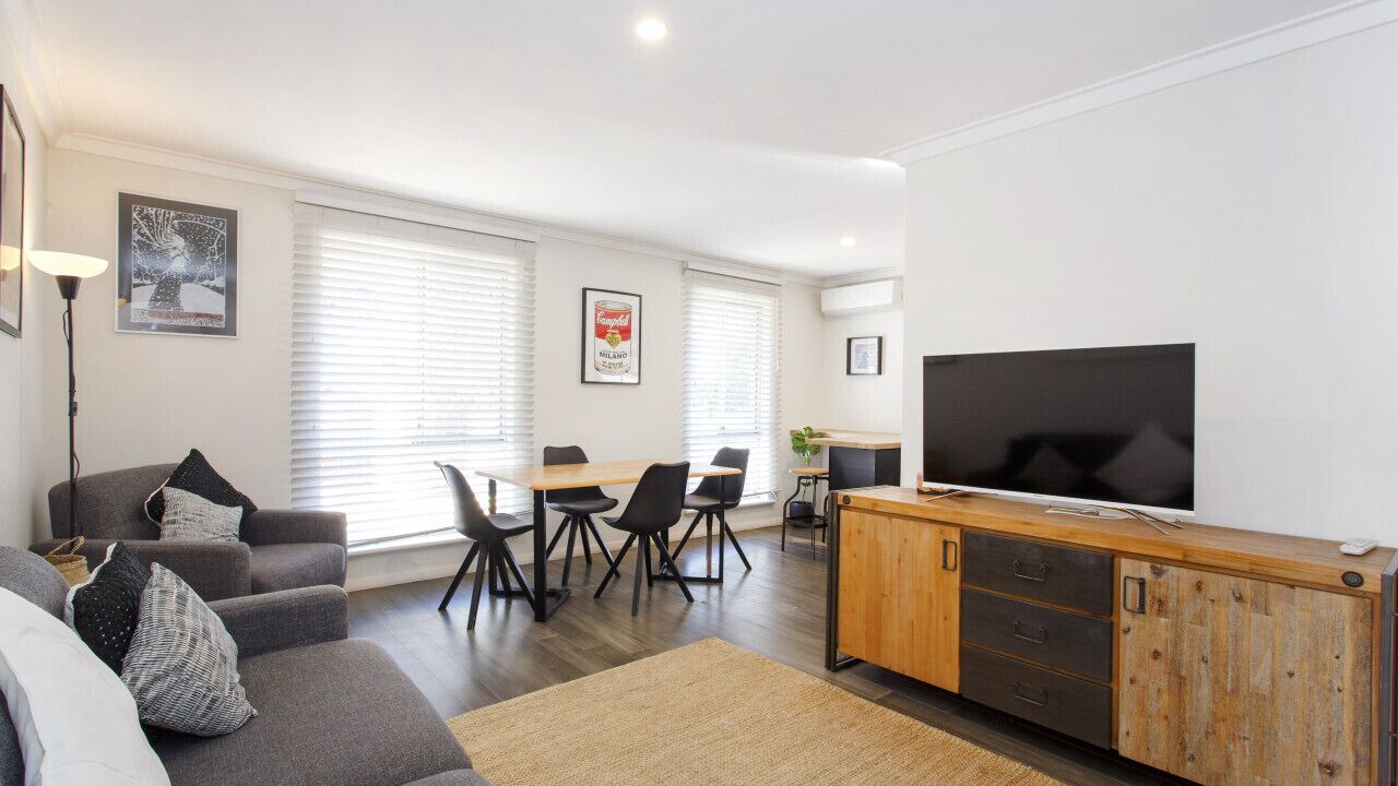 Photo of Livingroom in Beaconsfield