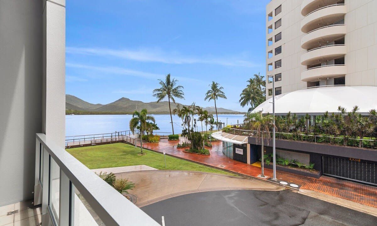 Photo of Patio Balcony in Cairns Central Business District