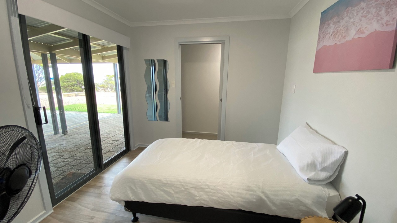 Photo of Bedroom in Tickera