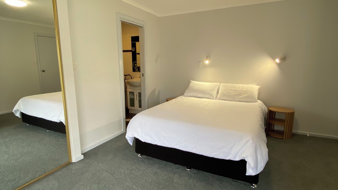 Photo of Bedroom in Tickera