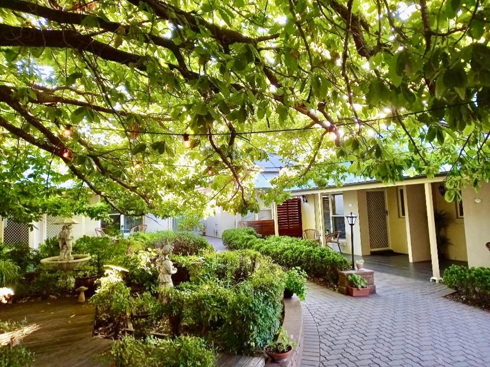 Photo of Others in Hahndorf