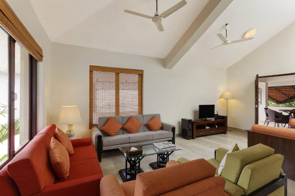 Photo of Others in Britona