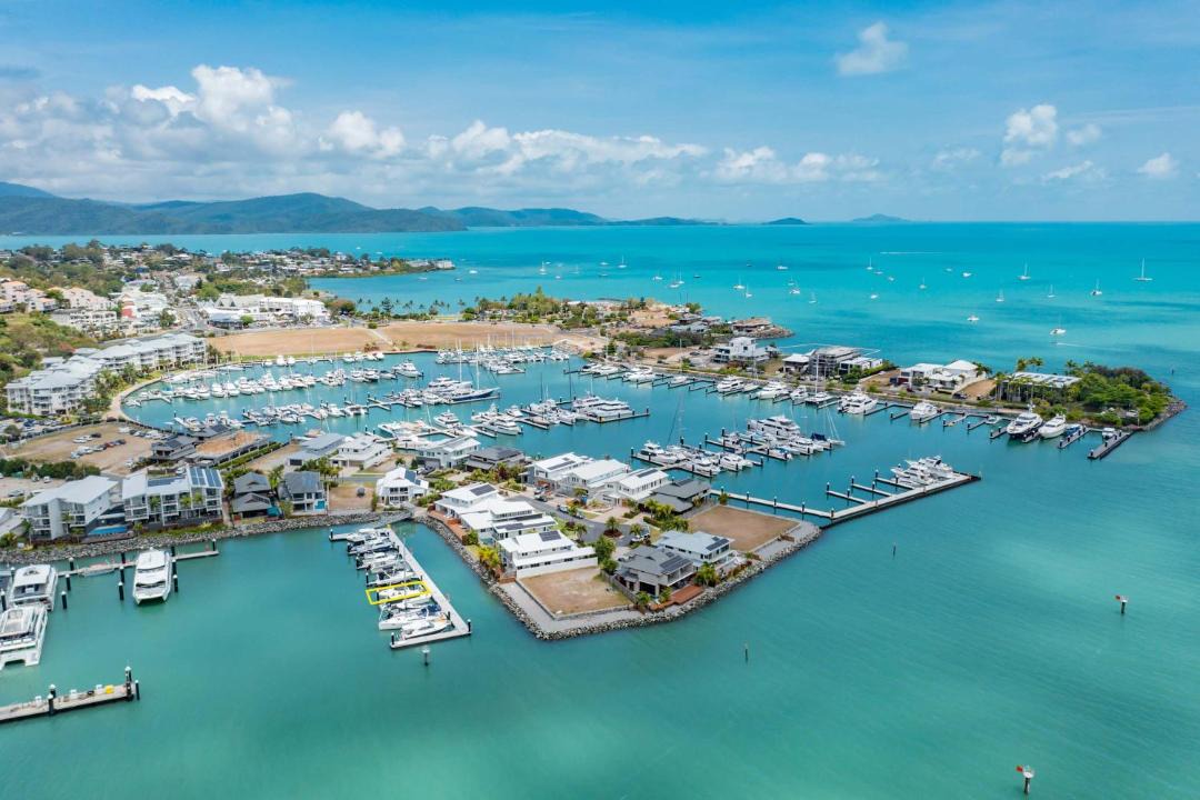 Photo of Others in Airlie Beach