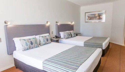 Studio Apartment 2 Queen Beds No Balcony