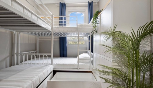 Quadruple Room, Women only, Private Bathroom