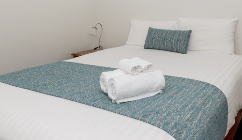 Family Chalet, 2 Bedrooms, Jetted Tub, Garden View (Spa Chalet - Couples)