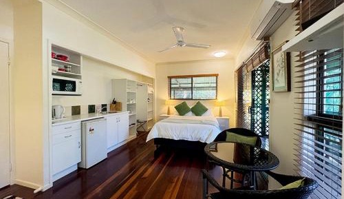 Queen Room