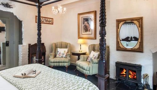 Queen Room with Garden View