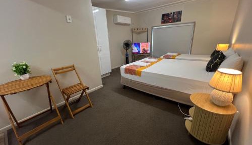 Twin Room with External Shower