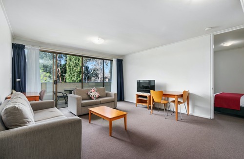 Wantirna Hotel | Knox International Hotel and Apartments