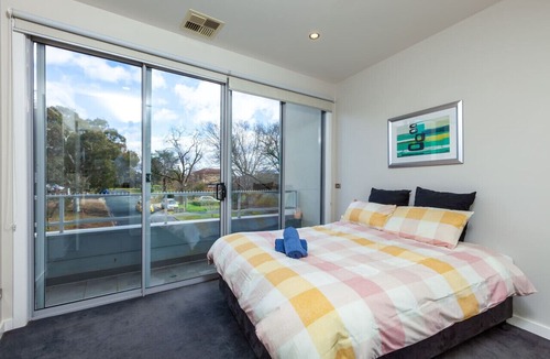 Curtin Apartment | Modern Convenience 2bd 2bth at Curtin